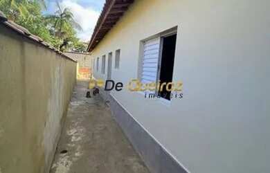 Imagem 10: Casa para venda tem 172 metros quadrados com 2 quartos em Regina Maria...