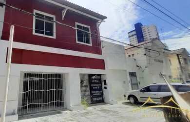 Imagem: O depósito possui 189m² de Área e está localizado em Petrópolis