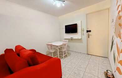 Imagem: O apartamento possui 1 Dormitório, 1 Banheiro, 1 Vaga na garagem