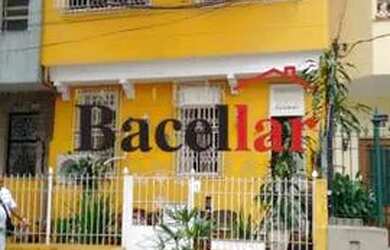 Imagem: A casa possui 5 Dormitórios, 5 Banheiros, 280m² de Área e