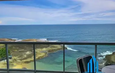 Imagem: O apartamento possui 3 Dormitórios, 2 Banheiros, 3 Vagas na