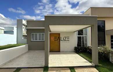 Imagem: A casa em condomínio possui 3 Dormitórios, 2 Banheiros, 2