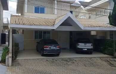 Imagem 12: Imóvel para venda tem 200 metros quadrados com 4 quartos