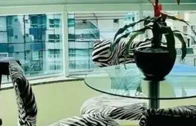 Imagem: O apartamento possui 3 Dormitórios, 3 Banheiros, 2 Vagas na