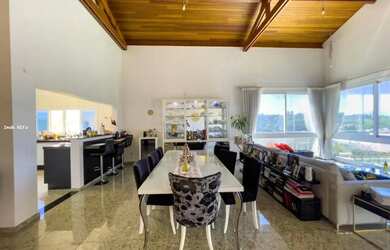 Imagem 11: Casa Térrea para Venda em Jandira, Jardim do Golf I, 3 dormitórios, 3 suítes, 3 banheiros