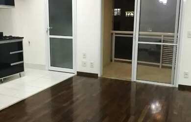 Imagem: O apartamento possui 1 Dormitório, 1 Banheiro, 1 Vaga na garagem