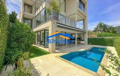 Imagem: A casa em condomínio possui 4 Dormitórios, 5 Banheiros, 4