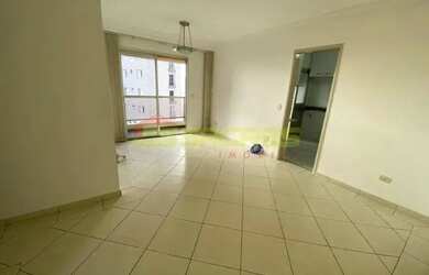 Imagem: O apartamento possui 3 Dormitórios, 1 Banheiro, 2 Vagas na