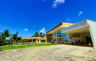 Imagem: A casa em condomínio possui 5 Dormitórios, 2 Banheiros, 5