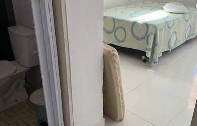 Imagem: O quarto está localizado em Prado, BA para alugar por R$200