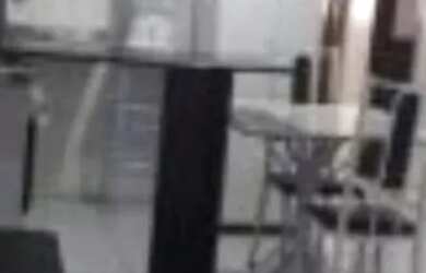 Imagem: O apartamento possui 2 Dormitórios, 1 Banheiro e está localizado