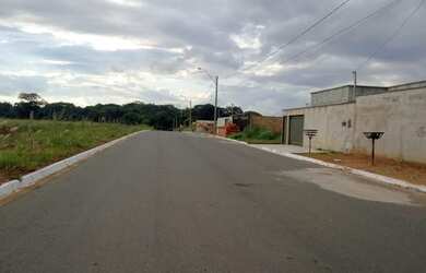 Imagem 3: 2 Lotes separados de 270,00m² Asfalto e Agua Portal do Oriente