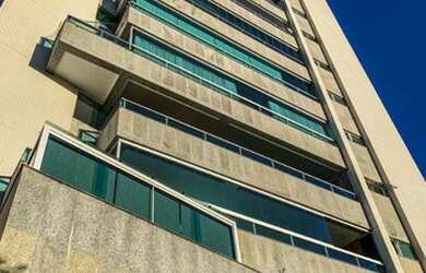 Imagem: O apartamento possui 4 Dormitórios, 5 Banheiros, 5 Vagas na