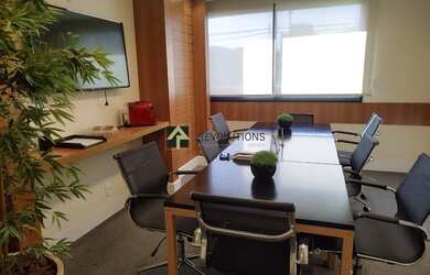 Imagem: O depósito possui 1 Vaga na garagem, 18m² de Área e está