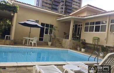 Imagem: O depósito possui 4 Vagas na garagem, 538m² de Área e está