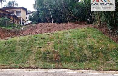 Imagem: O terreno possui 499m² de Área e está localizado em Transurb