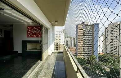 Imagem: O apartamento possui 5 Dormitórios, 5 Banheiros, 4 Vagas na