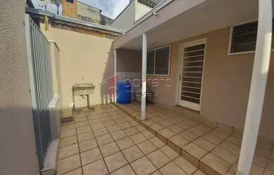 Imagem 5: Várzea Paulista - Casa Padrão - Jardim Cruz Alta