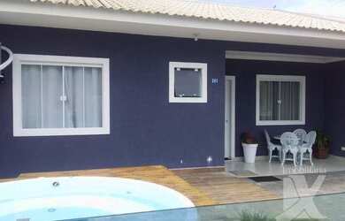 Imagem: A casa possui 2 Dormitórios, 2 Banheiros, 1 Vaga na garagem