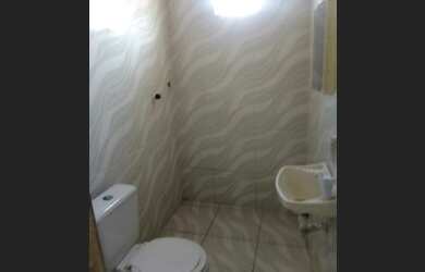 Imagem 4: Casa por tras do canal 5. Varanda, Área de serviço, 2 Banheirose2 Dormitórios