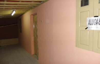 Imagem: A casa possui 3 Dormitórios, 3 Banheiros, 2 Vagas na garagem