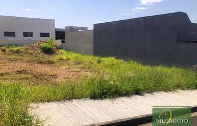 Imagem: O terreno possui 360m² de Área e está localizado em Centro