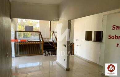 Imagem: O depósito possui 5 Vagas na garagem, 350m² de Área e está