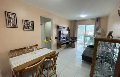 Imagem: O apartamento possui 2 Dormitórios, 1 Banheiro, 2 Vagas na