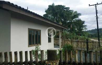 Imagem 8: Casa à venda no bairro Guamiranga - Guaramirim/SC