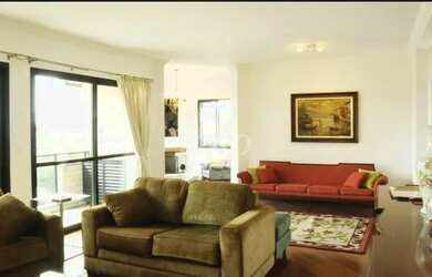 Imagem: O apartamento possui 4 Dormitórios, 2 Banheiros, 3 Vagas na