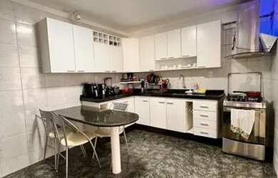 Imagem 15: BARRO DURO. Piscina, Churrasqueira, VarandaeÁrea de serviço