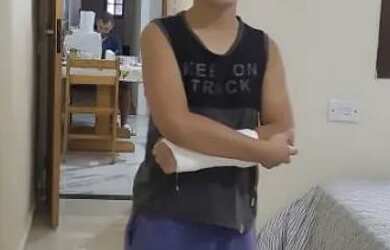 Imagem: A casa possui 3 Dormitórios, 3 Banheiros, 2 Vagas na garagem