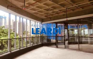 Imagem: O depósito possui 5 Vagas na garagem, 538m² de Área, Imóvel