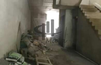 Imagem: O depósito possui 2 Vagas na garagem, 297m² de Área e está