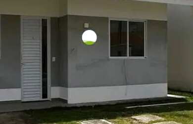 Imagem: A casa em condomínio possui 2 Dormitórios, 1 Banheiro, 2 Vagas