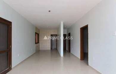 Imagem: A casa possui 3 Dormitórios, 3 Banheiros, 2 Vagas na garagem