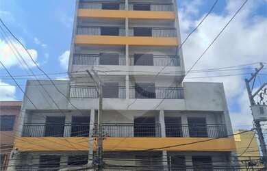 Imagem: O apartamento possui 1 Dormitório, 1 Banheiro, 37m² de Área