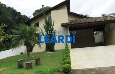 Imagem: A casa em condomínio possui 3 Dormitórios, 4 Banheiros, 4