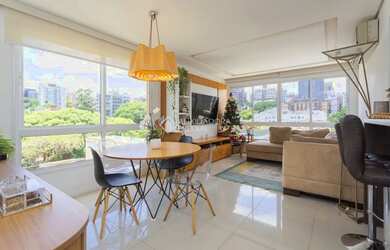 Imagem: O apartamento possui 2 Dormitórios, 2 Banheiros, 2 Vagas na