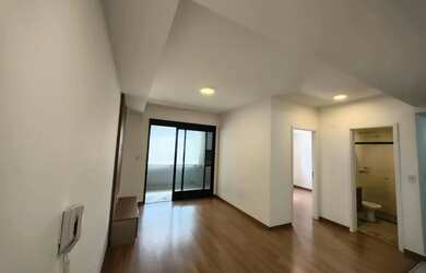 Imagem: O apartamento possui 1 Dormitório, 1 Banheiro, 1 Vaga na garagem