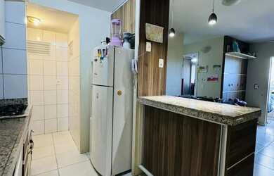 Imagem: O apartamento possui 2 Dormitórios, 1 Banheiro, 2 Vagas na