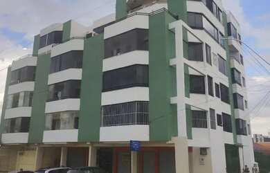 Imagem: O apartamento possui 3 Dormitórios, 2 Banheiros, 1 Vaga na