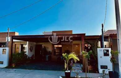 Imagem: A casa em condomínio possui 2 Dormitórios, 2 Banheiros, 2