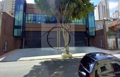 Imagem: O depósito possui 4 Vagas na garagem, 623m² de Área e está