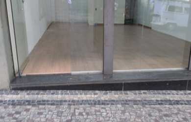 Imagem: O depósito possui 60m² de Área e está localizado em Santo