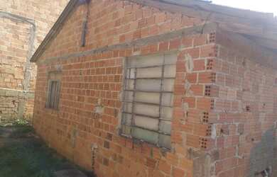 Imagem 3: Vende se casa. 1 Vaga na garageme2 Dormitórios