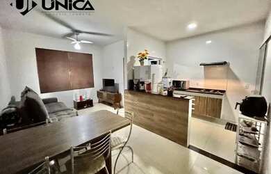 Imagem: A casa possui 3 Dormitórios, 1 Banheiro, 2 Vagas na garagem