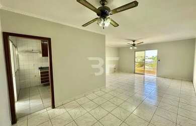 Imagem: O apartamento possui 3 Dormitórios, 3 Banheiros, 2 Vagas na