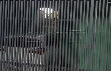 Imagem: A casa possui 3 Dormitórios, 2 Banheiros, 1 Vaga na garagem