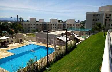 Imagem: O apartamento possui 2 Dormitórios, 1 Banheiro, 1 Vaga na garagem